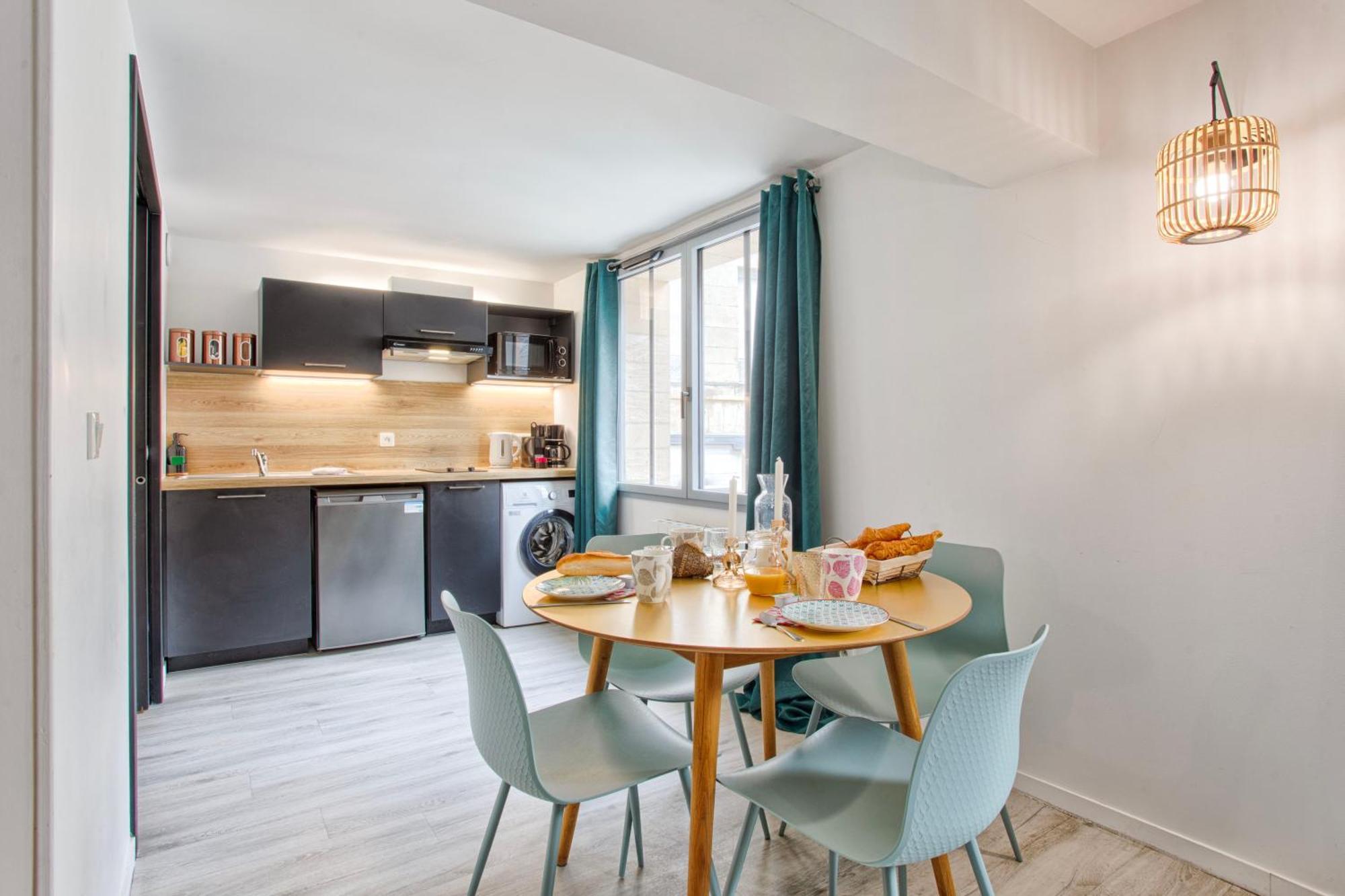 City Affaire, Petit Dejeuner Offert En Hypercentre Caen Exterior photo