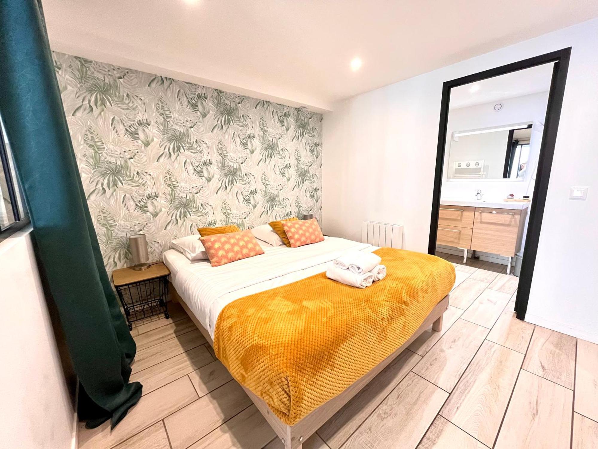City Affaire, Petit Dejeuner Offert En Hypercentre Caen Exterior photo